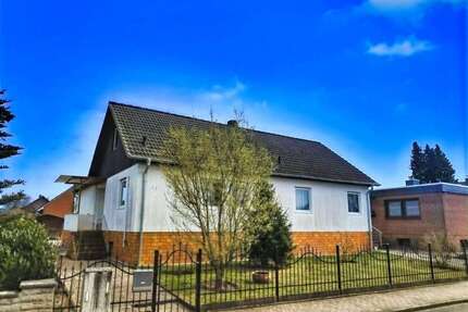 Haus zum Kaufen in Ehra-Lessien 283.000,00 € 141 m²