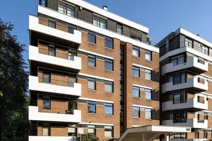 # KR-Bockum: Ruhige Lage in zweiter Reihe. Gr. 2-3-Zi.Whg.+Aufzug+gr. Balkon+TG - Krefeld