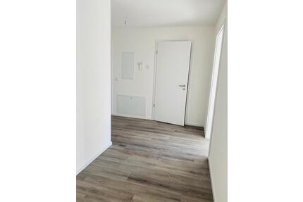 Neubau Erdgeschoss Wohnung mit eigenem Garten - Rottenburg an der Laaber