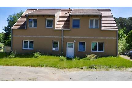 Neuwertiges Zweifamilienhaus mit Einliegerwohnung in Seenähe auf Usedom - Benz Neppermin