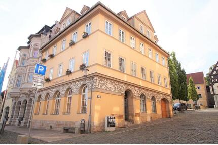 Wohnen direkt im Zentrum: 2-Raumwohnung für Singles oder Pärchen - Pößneck