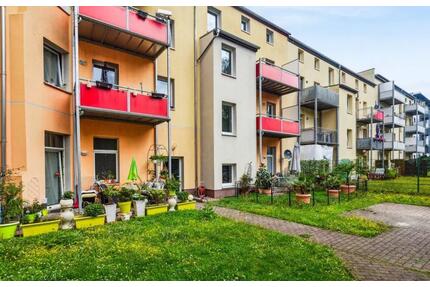 Moderne Wohnung mit Einbauküche und Balkon - Magdeburg Beyendorf-Sohlen