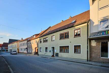 Haus zum Kaufen in Geiselhöring 450.000,00 € 415.8 m²