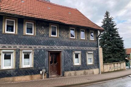 Einfamilienhaus in Ellrich - 68.500,00&nbsp;EUR Kaufpreis, ca.&nbsp; 110,00&nbsp;m&sup2; in Ellrich (PLZ: 99755)