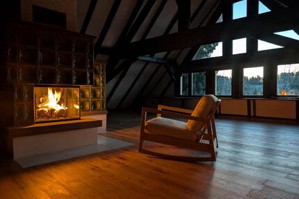 Gemütliche Dachgeschosswohnung mit Kachelofen & Gartennutzung - Dachsberg (Südschwarzwald)