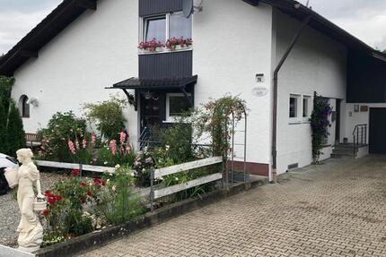 Einfamilienhaus mit 245 m² & Einlieger-Pensionseinheit im Allgäu - Leutkirch im Allgäu