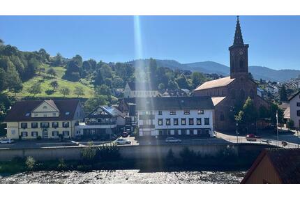 5 Zimmer Wohnung in Weisenbach - 175.000,00&nbsp;EUR Kaufpreis, ca.&nbsp; 125,00&nbsp;m&sup2; in Weisenbach (PLZ: 76599)