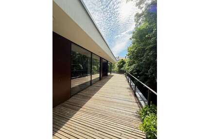 Haus zum Kaufen in Augsburg 2.300.000,00 € 291 m²