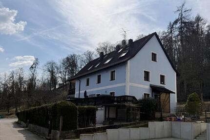 ERSTBEZUG NACH RENOVIERUNG - 3-Zimmer-Wohnung mit Balkon - Treuchtlingen