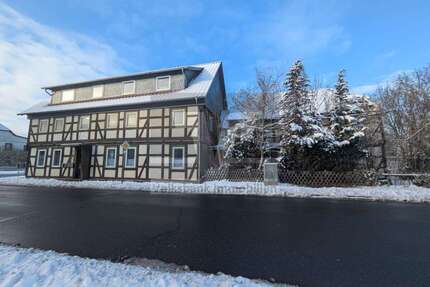 Haus zum Kaufen in Seesen-Münchehof 130.000,00 € 332 m²