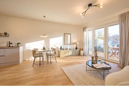 Cosmo Berlin - großzügige 3 Zimmer mit Südbalkon und EBK um Weitlingkiez