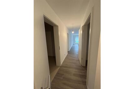 Neubau Etagenwohnung im Zentrum für Singles oder Paare - Pinneberg