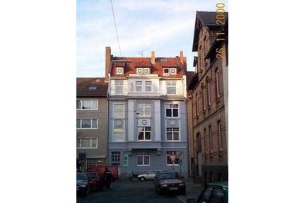 Herrschaftliche Altbau-Wohnung mit Wintergarten in der Oststadt - Hildesheim