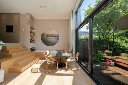 Haus zum Kaufen in Hamburg 2.290.000,00 € 180 m²