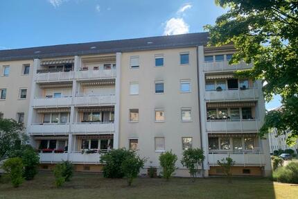 Erstbezug nach Sanierung: 4-Raum-Wohnung in Riesa!