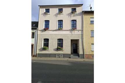 Haus zum Kaufen in Bad Ems 270.000,00 € 180 m²