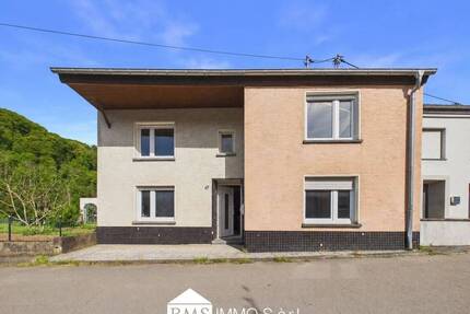Sanierungsbedürftiges Haus mit 4 Schlafzimmern in Ralingen-Wintersdorf