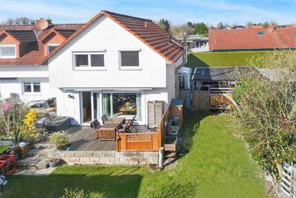 Zeitloses Wohnen! Ein exklusives Zuhause, das Raum für Ihre Träume bietet! - Vordorf