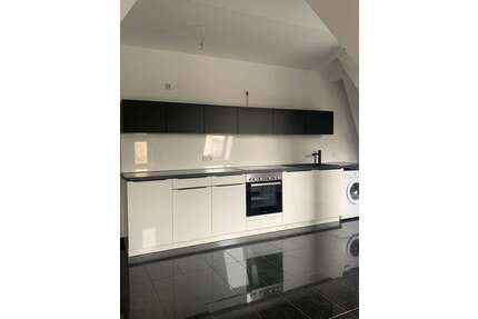 Wohnung zum Mieten in Zwickau 690,00 € 98.42 m²