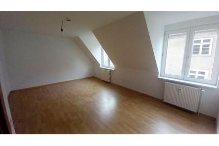 EINZIEHEN & WOHLFÜHLEN! Schöne Maisonette Wohnung in der Innenstadt zu vermieten! - Güstrow