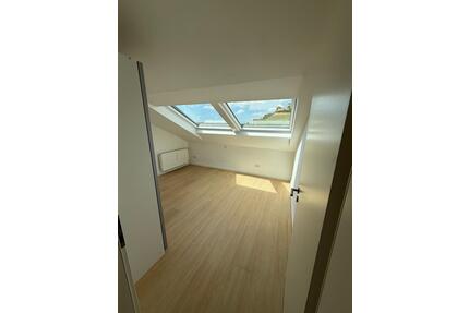 2 Zimmer Dachgeschoss Appartement - Beilstein
