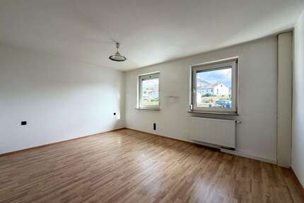 Haus zum Kaufen in Reutlingen 255.000,00 € 66.42 m²