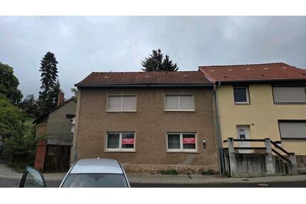 Reihenhaus Günstig !! Renovierungsbedürftig - Hettstedt