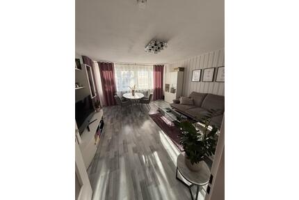 3-Zimmer-Wohnung (75 m²) mit Balkon & Nobilia-Küche - Baunatal