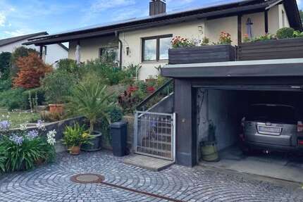 Haus zum Kaufen in Ergoldsbach 495.000,00 € 158.91 m²