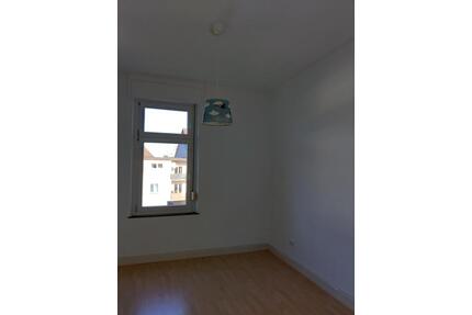 Mietwohnung in SG Ohligs - 850,00&nbsp;EUR Kaltmiete, ca.&nbsp; 105,00&nbsp;m&sup2; in Solingen (PLZ: 42697) Ohligs