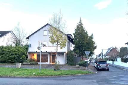 Haus zum Kaufen in Düsseldorf 890.000,00 € 310 m²