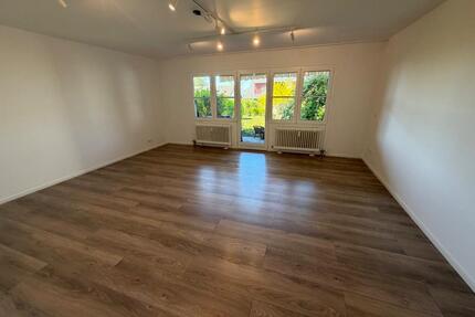 Erstbezug nach Renovierung: 1,5 Zimmer-Terrassen-Wohnung mit EBK - Bad Bellingen