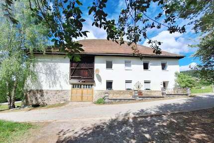 Haus zum Kaufen in Kirchdorf im Wald 195.500,00 € 265 m²