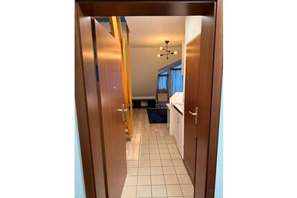 Möblierte 2 - Zimmer Maisonette Wohnung mit Balkon - Nähe Uni - Kassel Fasanenhof