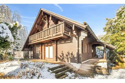 ? Charmantes Blockbohlenhaus in traumhafter Höhenlage von Warstein-Hirschberg