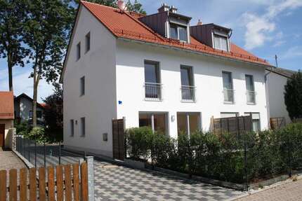 Haus zum Mieten in Neufahrn 2.200,00 € 152 m²