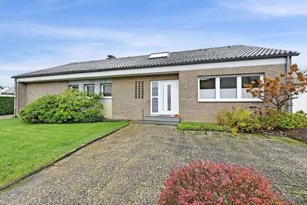 Haus zum Kaufen in Kaarst 799.000,00 € 272.13 m²