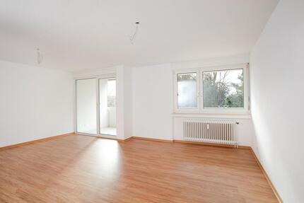 **PERFEKT WOHNEN** Renovierte 3-Zi-Whg mit Einbauküche und Süd-Loggia - Waldshut-Tiengen