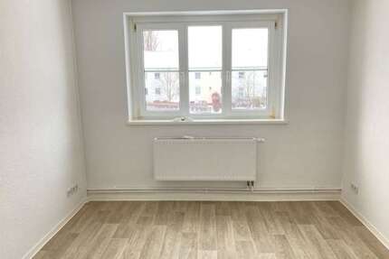 Wohnung zum Mieten in Brandenburg an der Havel 370,00 € 45.18 m²