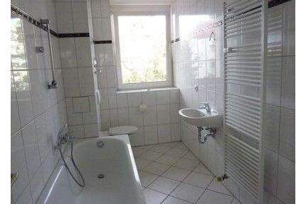 - Wohnen in ruhiger Wohnlage -(24038) - Weißenfels