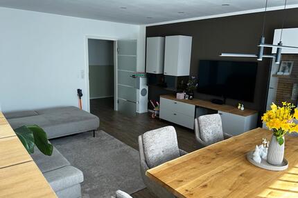 Helle 4-Zimmer-Wohnung 105 m² mit EBK, Stellplatz & Spielplatz - Gochsheim