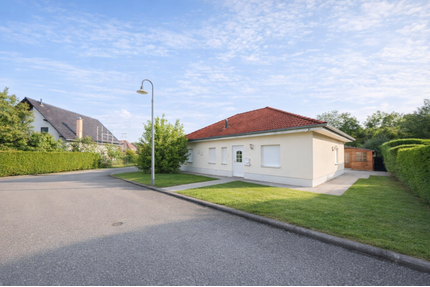 Haus zum Kaufen in Naumburg 280.000,00 € 95 m²