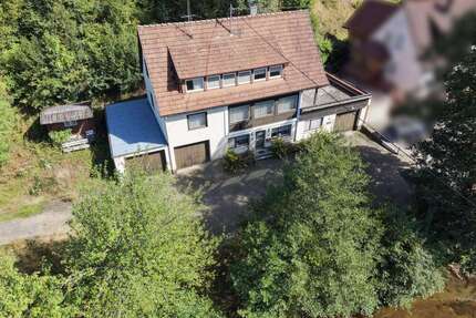 Haus zum Kaufen in Lossburg 239.000,00 € 170 m²