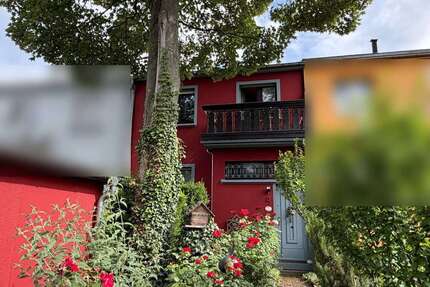 Haus zum Kaufen in Frankfurt am Main Dornbusch 599.000,00 € 110 m² - Frankfurt am Main / Dornbusch