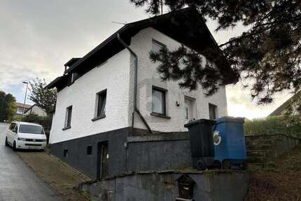 Haus zum Kaufen in Lünebach 79.000,00 € 100 m²