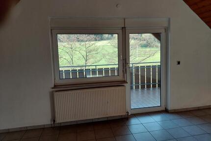 2,5 Zimmer, Küche , Bad, großer Südbalkon - Aalen Dewangen