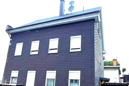 5 Fam.- Haus in Remscheid – Süd mit Carport