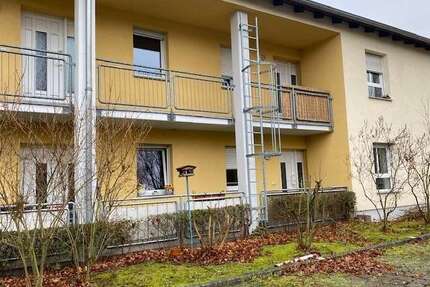 Wohnung zum Mieten in Hohenmölsen 360,50 € 51.5 m²