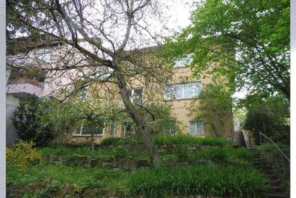 Haus zum Kaufen in Stuttgart 995.000,00 € 265 m²