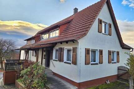 Haus zum Kaufen in Maroldsweisach 150.000,00 € 240 m²
